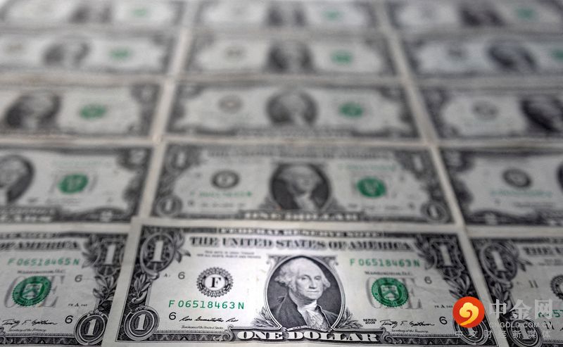 2022-06-09T161345Z_1_LYNXMPEI580SW_RTROPTP_3_GLOBAL-FOREX.jpg